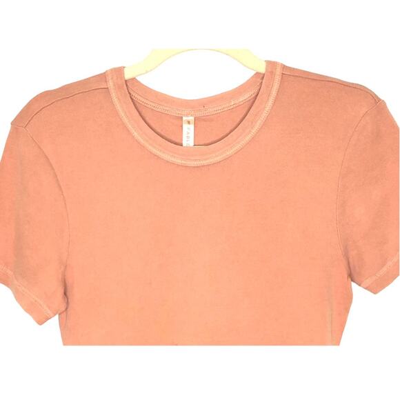 Fabletics Tinsley Fitted Crew Neck Tee in Clay  NWT - Picture 2 of 7
